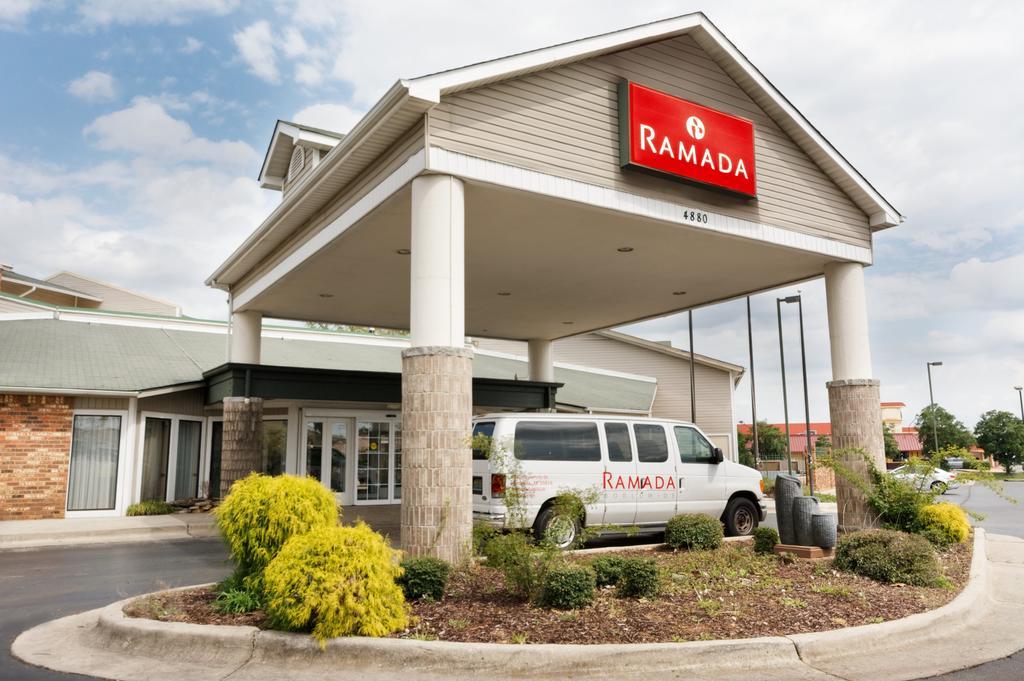 Ramada هانتسفيل المظهر الخارجي الصورة